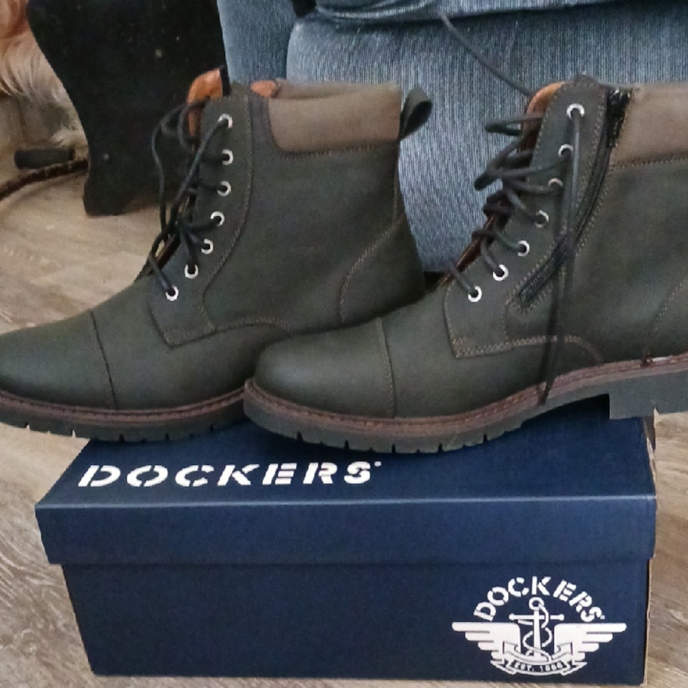 Dockers Black Rugged Lace-Up Boots